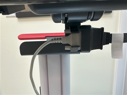 Patient cable clip for X1 Trolleyt